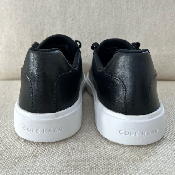 Cole Haan Woman's Size 7B GC Black Leather Sneakers Classic Lace Up NWOT - Picture 3 of 7